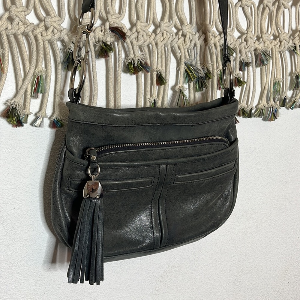 B. Makowsky gray smooth patent leather tassel crossbody purse